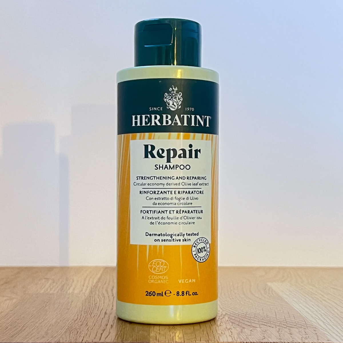 Ekologiczny Szampon Naprawczy REPAIR HERBATINT 260 ml